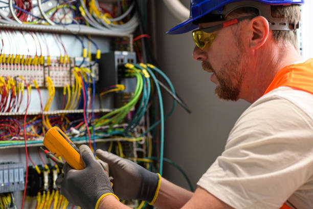 Best Commercial Electrician Services  in Oregon, OH
